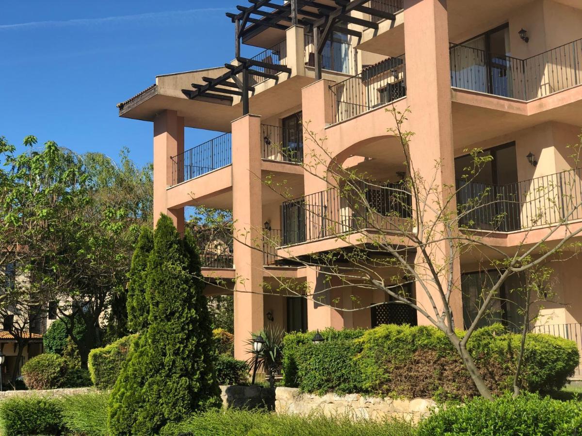 Luxury Family Apartment Kaliakria Topola Bagian luar foto