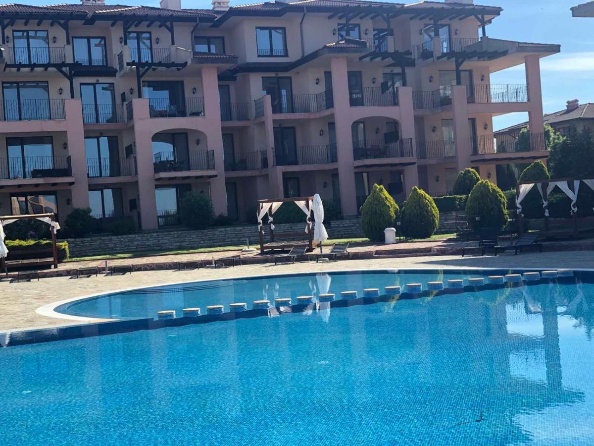 Luxury Family Apartment Kaliakria Topola Bagian luar foto