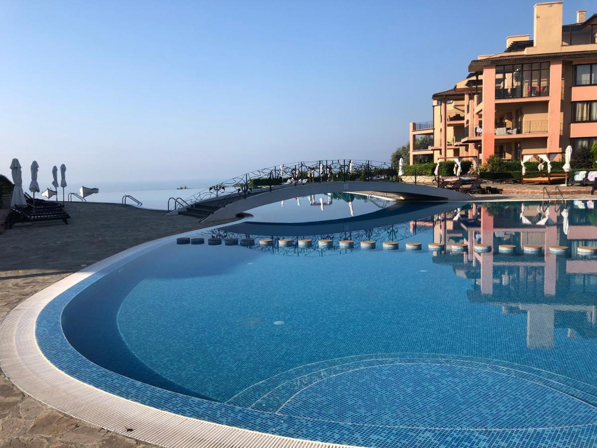 Luxury Family Apartment Kaliakria Topola Bagian luar foto