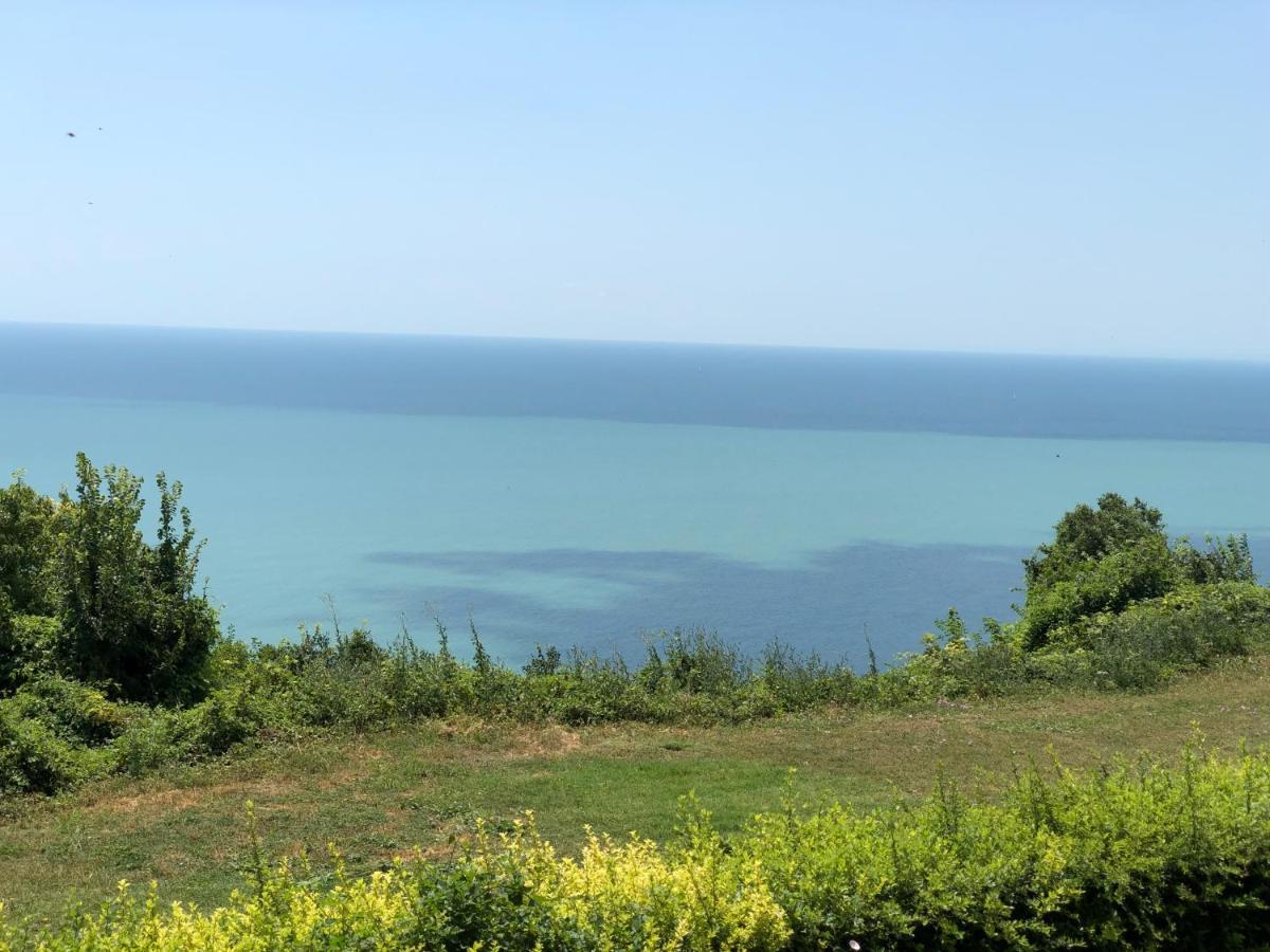 Luxury Family Apartment Kaliakria Topola Bagian luar foto