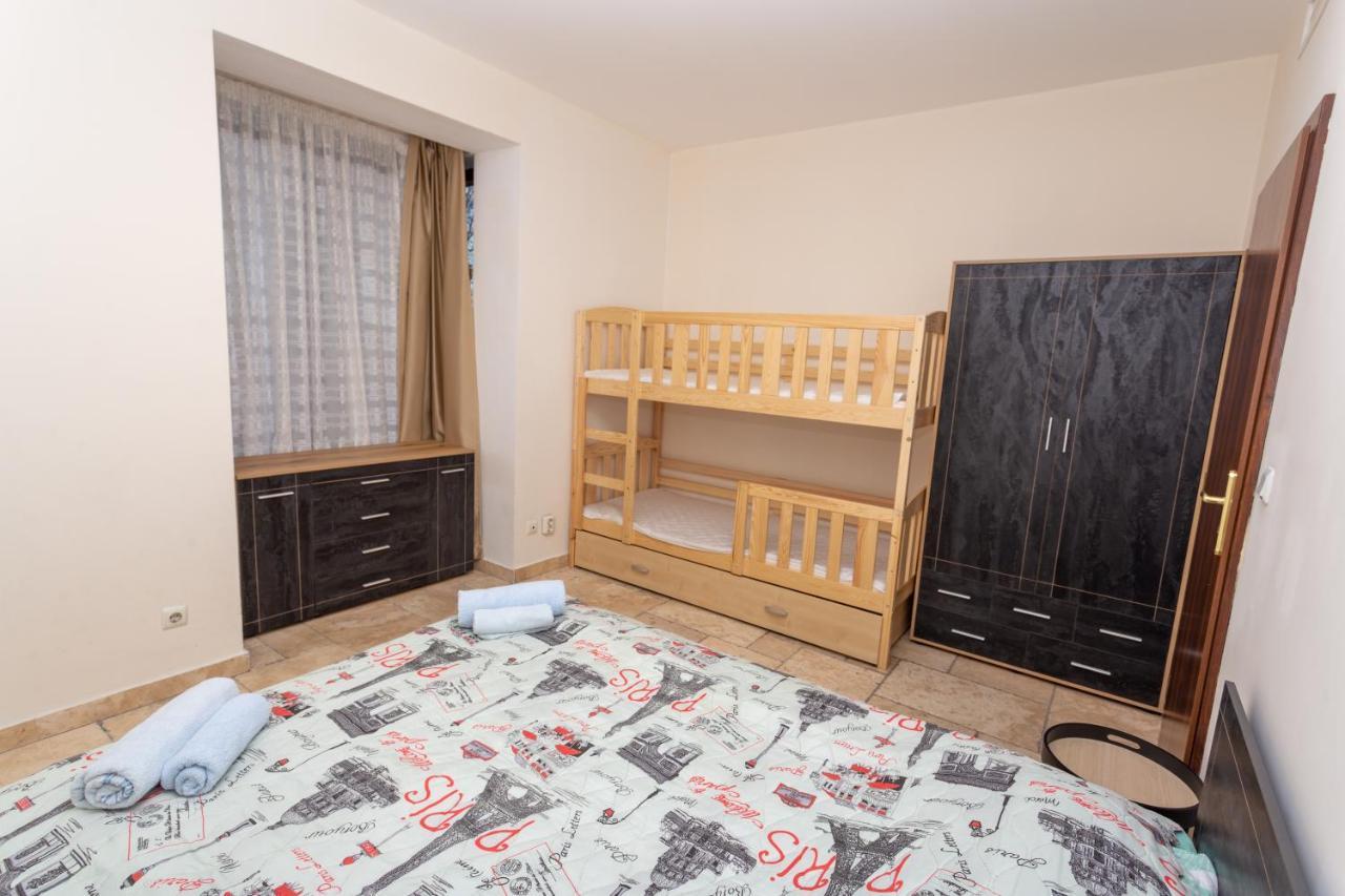 Luxury Family Apartment Kaliakria Topola Bagian luar foto